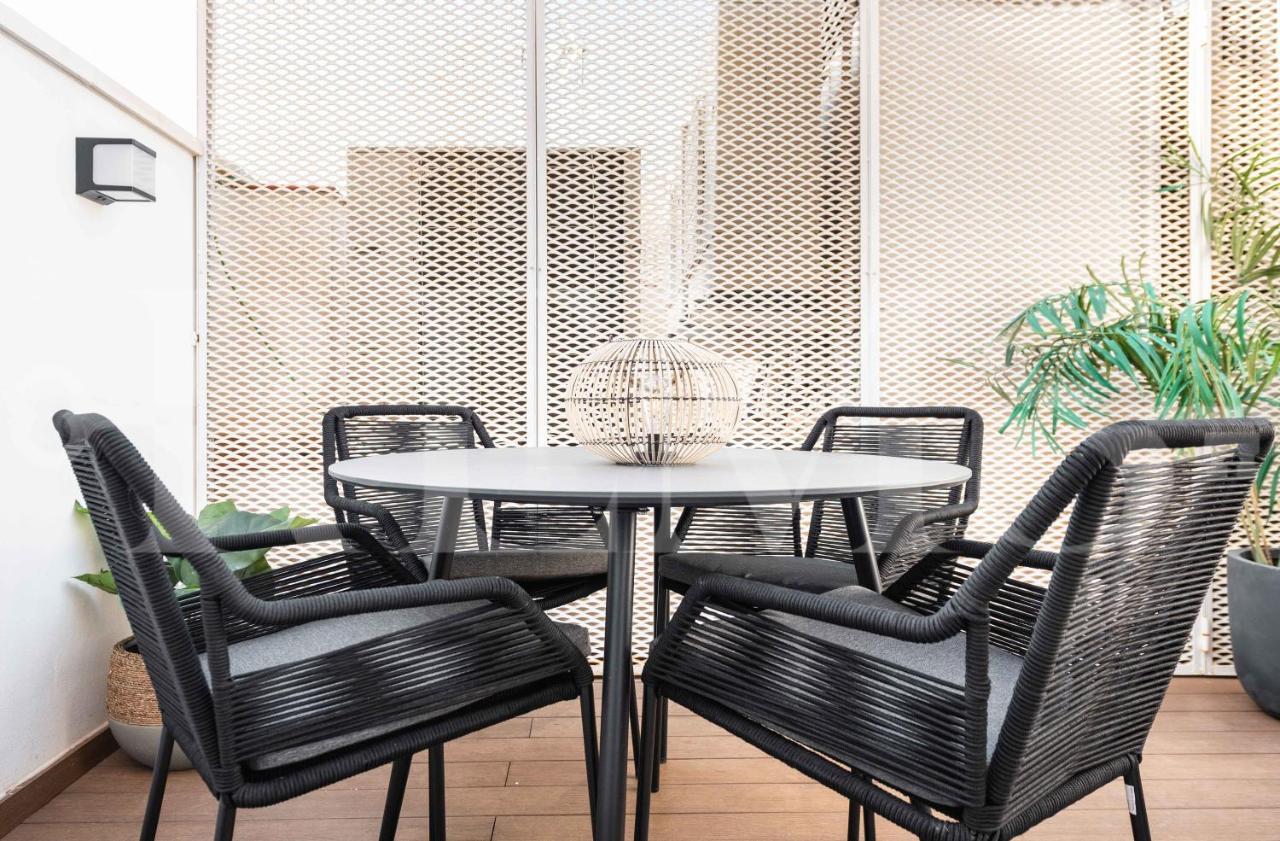 Penthouse Suite With Rooftop In The Heart Of Malaga By Rems Esterno foto